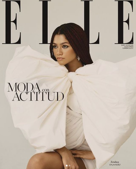 ELLE SPAIN Magazine December 2020 Issue