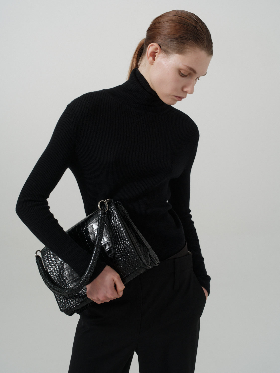 Fame Medium Bag - Black (Croc Embossed)