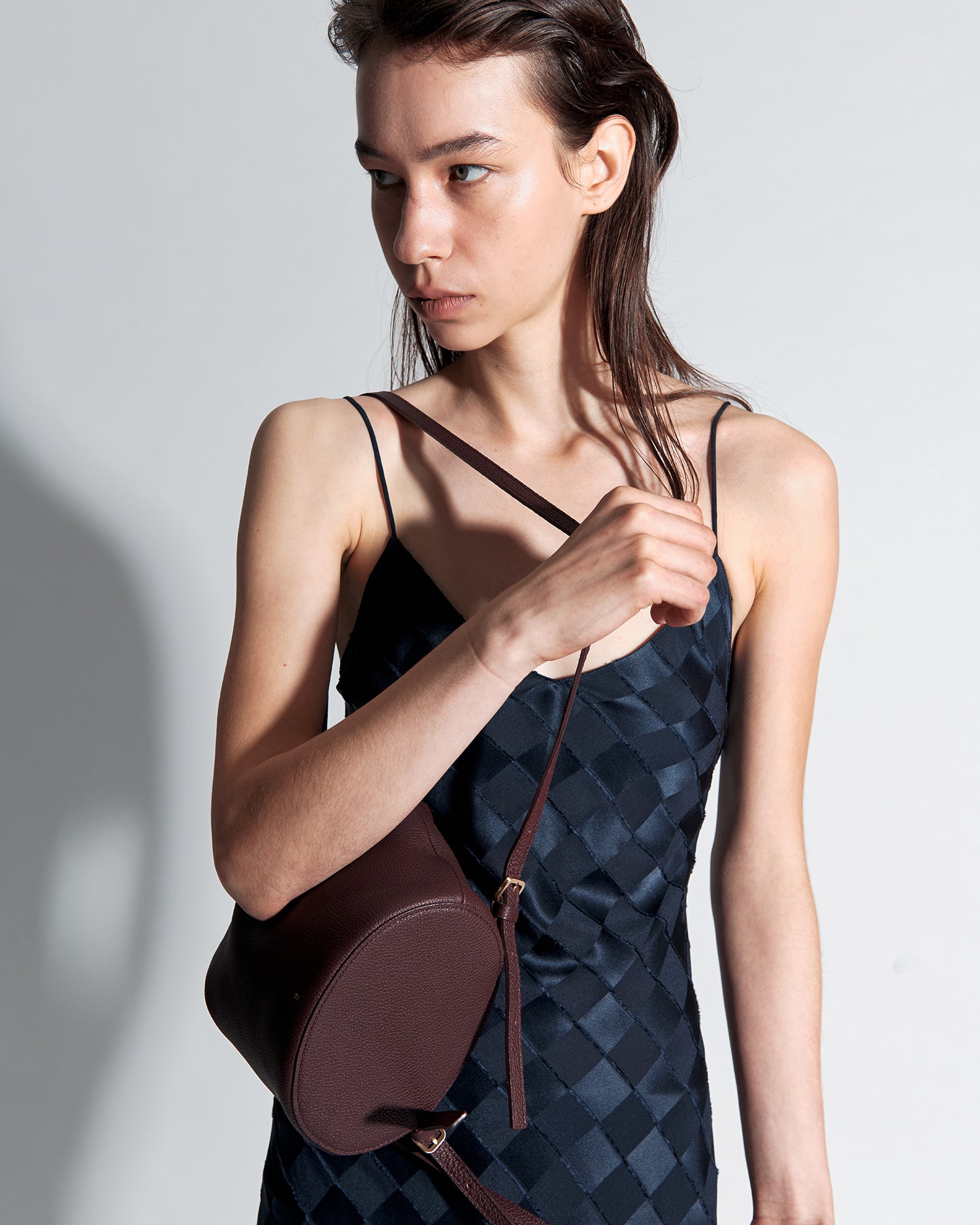 Mini Lowa Bag - Black Cherry